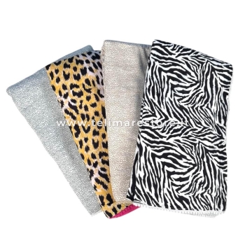 Telo Kikoy Taormina Sabbia Animalier con Mini Pon Pon 90x160 cm Telo Mare Pareo Doppio